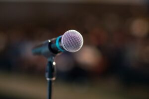 6 Surprising Ways to Tackle Public Speaking Anxiety